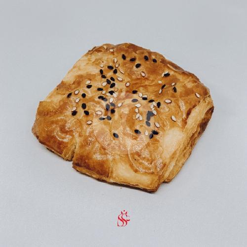 Smoked beef and Cheese